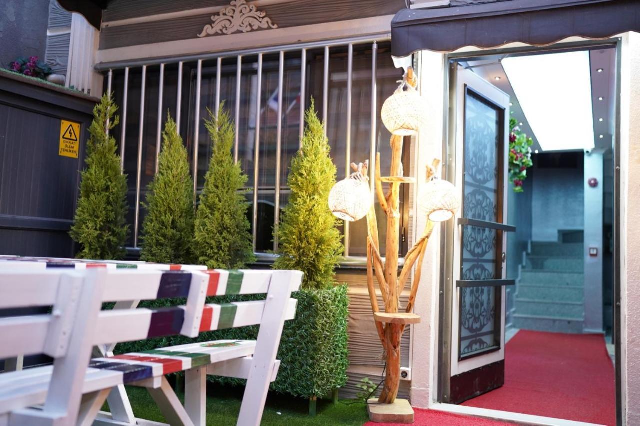 Middle Village Istambul Exterior foto